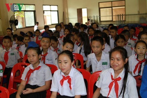Ngôi trường song ngữ của người Việt tại Lào  - ảnh 3