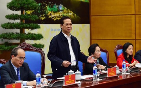 Thủ tướng Nguyễn Tấn Dũng yêu cầu đẩy mạnh hơn nữa công tác thi đua-khen thưởng - ảnh 1
