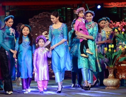 Festival áo dài Hà Nội năm 2016 diễn ra vào trung tuần tháng 10  - ảnh 1