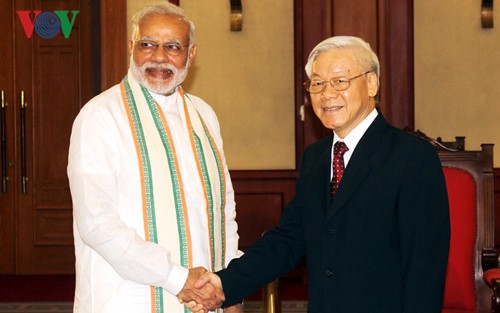 Tổng Bí thư Nguyễn Phú Trọng, Chủ tịch nước Trần Đại Quang tiếp Thủ tướng CH Ấn Độ Narendra Modi - ảnh 1