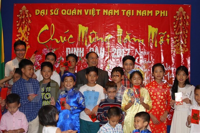 Sôi nổi các hoạt động tại Tết Cộng đồng của người Việt Nam tại nhiều quốc gia - ảnh 2