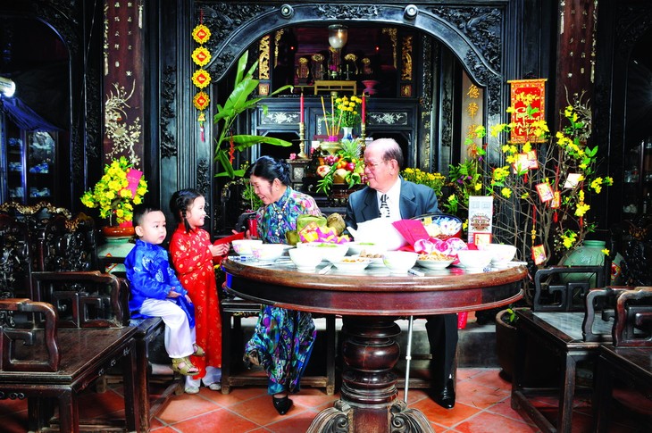Chiều cuối năm trong gia đình người Việt   - ảnh 1