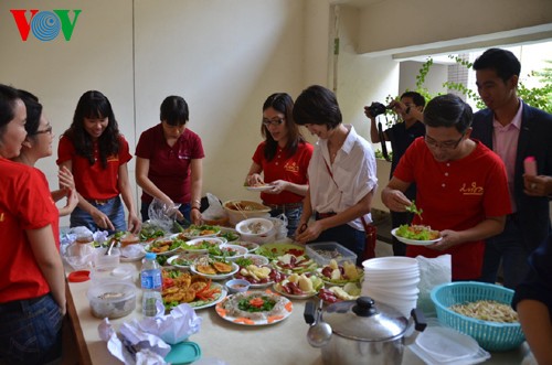 กิจกรรมต่างๆของนักศึกษาเวียดนามในประเทศไทยในโอกาสวันนักเรียนและนักศึกษาเวียดนาม - ảnh 3