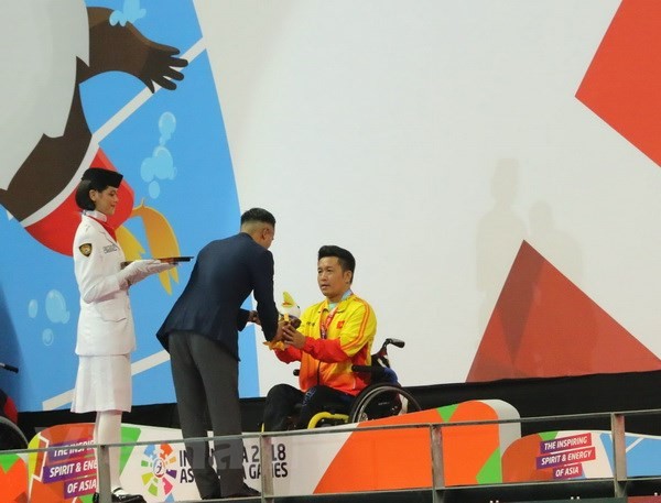 Vietnam wins first gold medal at Asian Para Games 2018 - ảnh 1