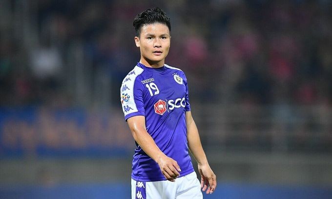 Vietnamese star midfielder voted best in AFC Cup history - ảnh 1