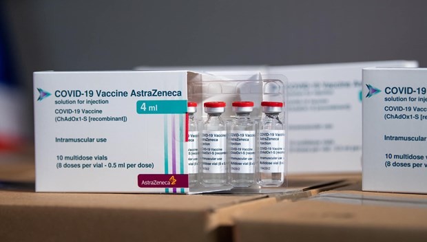 Additional 1.2 million doses of AstraZeneca vaccine arrive in Vietnam  - ảnh 1