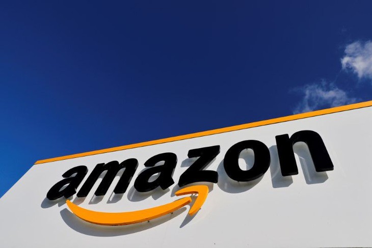 Italy fines Amazon record 1.3 bln for abuse of market dominance - ảnh 1