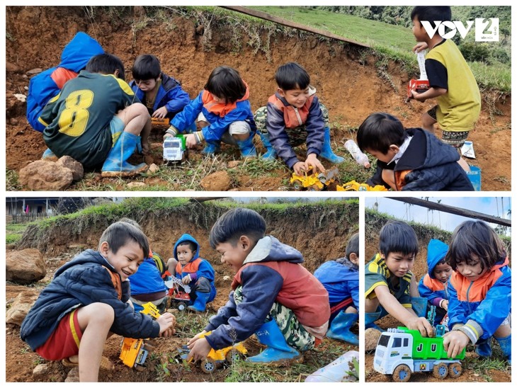 Toys and mobile cinema brought to entertain mountain children - ảnh 1