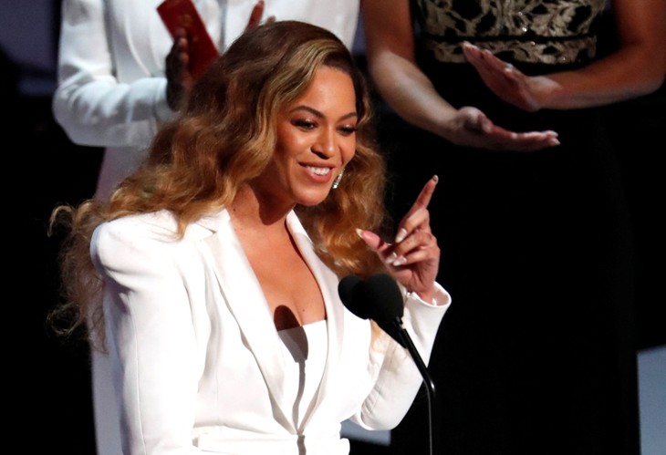 Beyonce, Billie Eilish among musical performers to take Oscars stage - ảnh 1