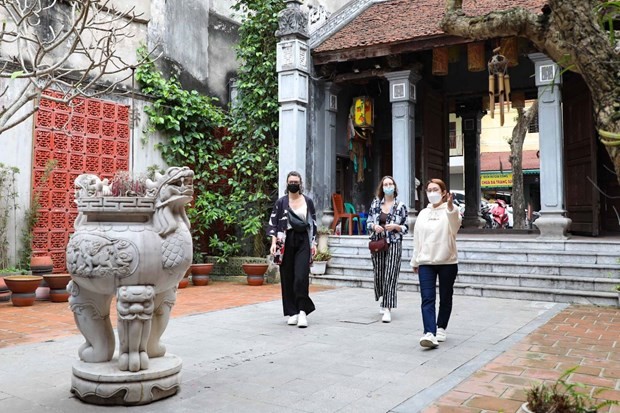 Hanoi arranges 28 tours for visiting SEA Games 31 fans - ảnh 1
