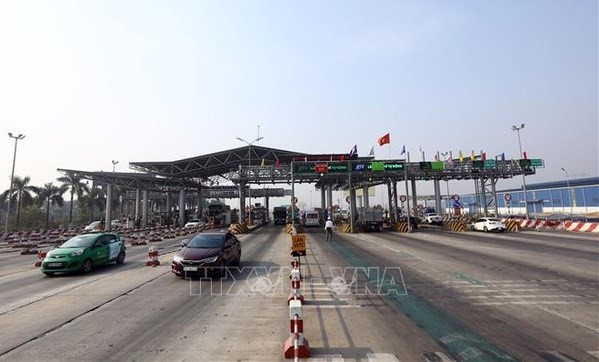 ETC system to be installed in all expressway lanes by July 31 - ảnh 1