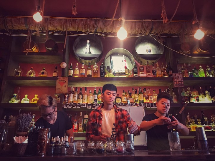 10 best bars in Vietnam as voted by Travel + Leisure readers - ảnh 3