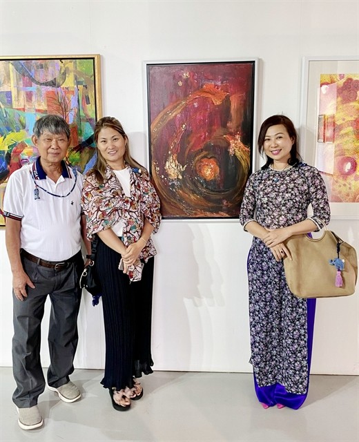 Vietnamese artists showcase works in Thailand - ảnh 1