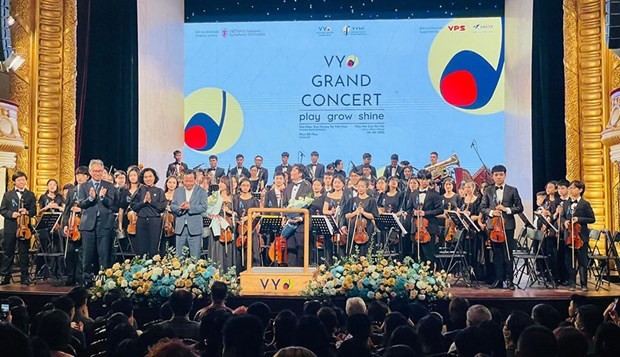 Vietnam’s first multi-nationality youth orchestra makes debut - ảnh 1