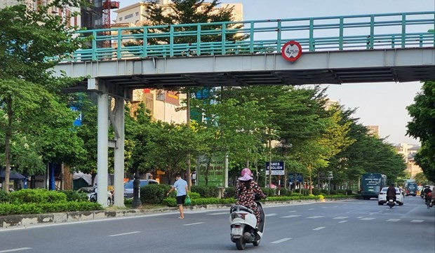 Hanoi takes steps to handle traffic violations - ảnh 1