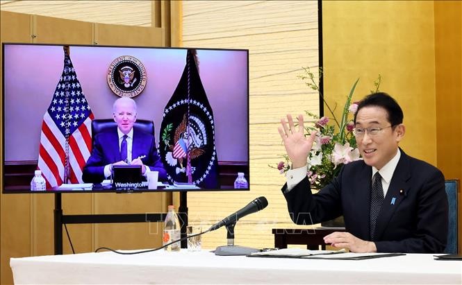 Japanese, US leaders pledge close cooperation on the North Korea issue  - ảnh 1