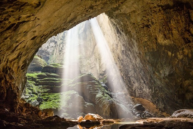 Son Doong tops world's 10 greatest natural caves: Wonderlist - ảnh 1