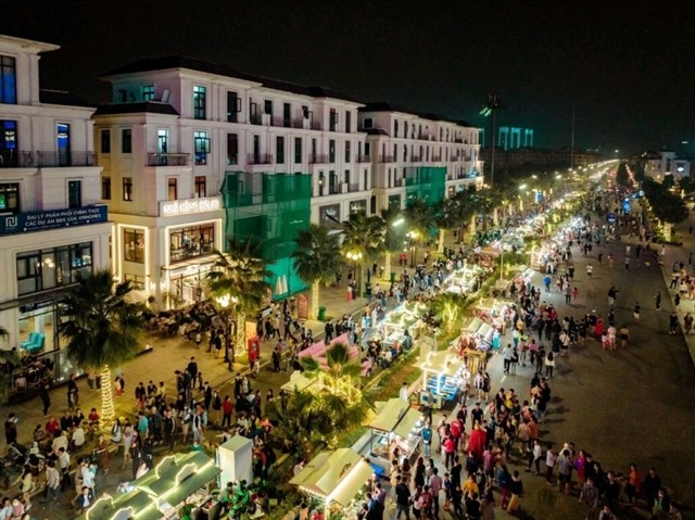 Hanoi’s first nightlife district inaugurated - ảnh 1