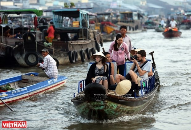 Int’l visitors flock to Mekong Delta ahead of New Year festival - ảnh 1