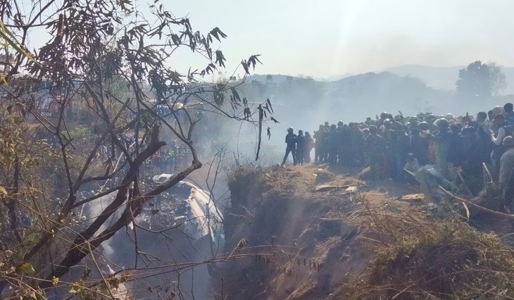 At least 44 killed in Nepal air crash - ảnh 1