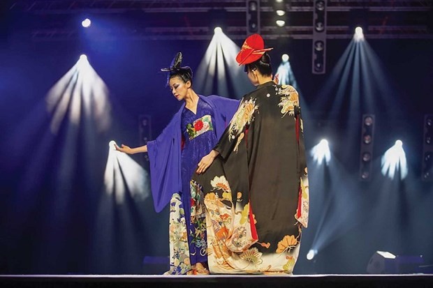 Kimono-Ao Dai Fashion Show to be held in Hanoi - ảnh 1
