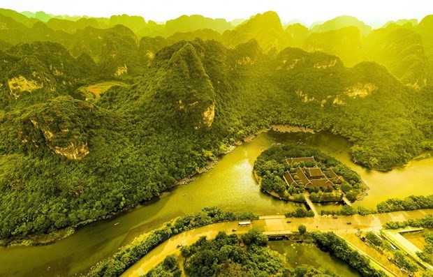 Canadian magazine recommends Ninh Binh as best place for family vacations - ảnh 1