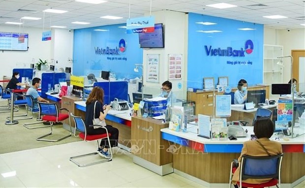 Almost all banks cut 6-month deposit interest rate to below 8%/year - ảnh 1