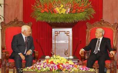 ผู้นำพรรคและรัฐเวียดนามให้การต้อนรับประธานาธิบดีปานามา - ảnh 1