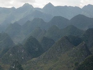ประกาศแผนพัฒนาอุทยานธรณีวิทยาโลก เขตที่ราบสูงหินDong Van - ảnh 1
