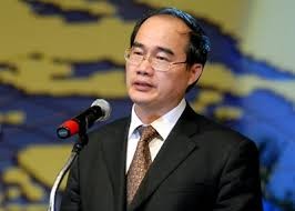 รองนายกรัฐมนตรีเวียดนามเหงวียนเถี่ยนเญินพูดคุยกับเจ้าหน้าที่บริหารกองเยาวชน - ảnh 1