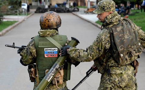 แผนสันติภาพของยูเครนเสี่ยงที่จะประสบความล้มเหลว - ảnh 1