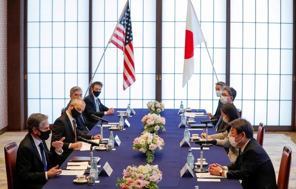 Госсекретарь США, главы МИД Японии и Республики Корея могут провести встречу в апреле - ảnh 1