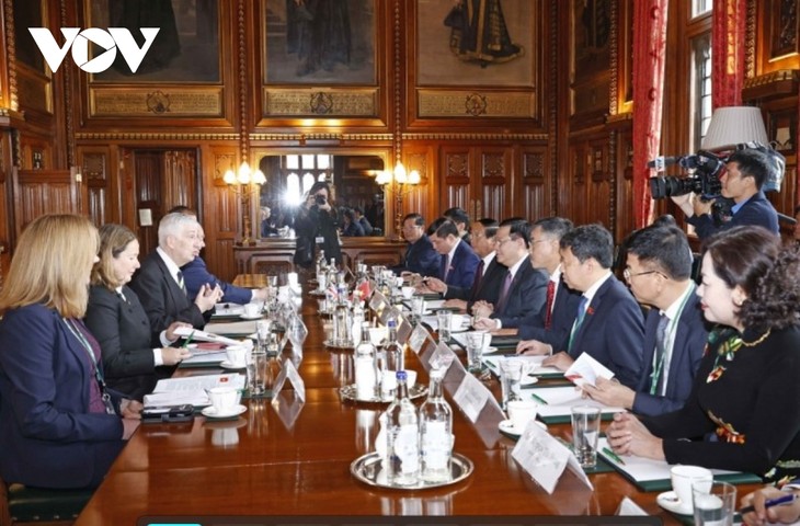 Великобритания занимает важную позицию во внешней политике Вьетнама - ảnh 2