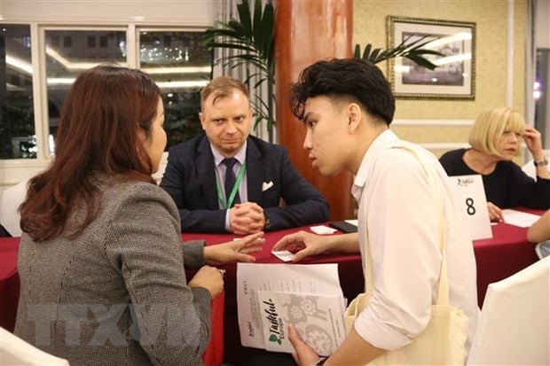 Содействие торговому сотрудничеству между Вьетнамом и Польшей в отрасли продуктов питания - ảnh 2