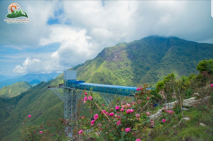 Туристический комплекс стеклянного моста Ронгмай – привлекательное направление в провинции Ляйтяу  - ảnh 1