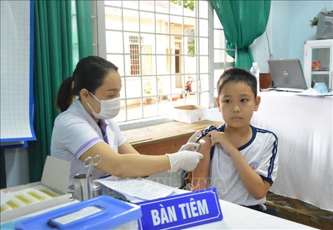 Число новых зараженных коронавирусом во Вьетнаме сократилось на 600 человек по сравнению с предыдущим днем - ảnh 1