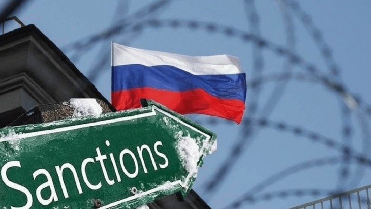 Еврокомиссия представила девятый пакет антироссийских санкций  - ảnh 1