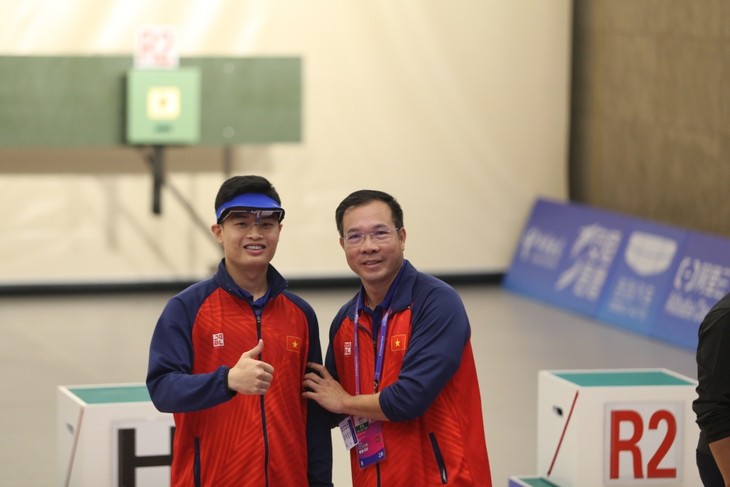 Азиатские игры: вьетнамская спортивная делегация завоевала первую золотую медаль по стрельбе  - ảnh 1