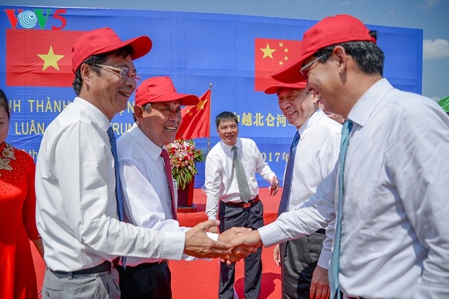 Phó Thủ tướng Trương Hoà Bình dự lễ khánh thành câu Bắc Luân II Việt - Trung - ảnh 3