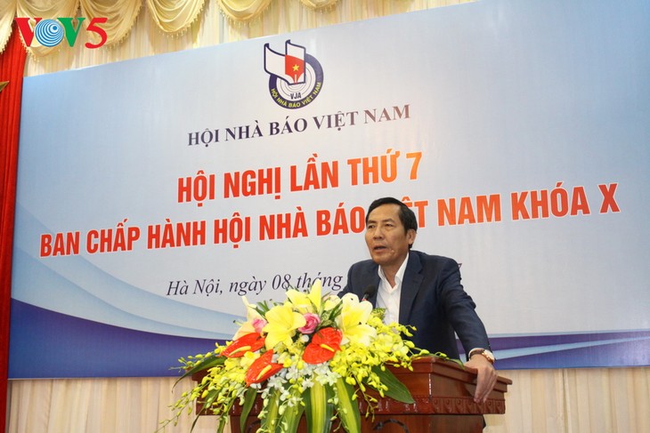 Hội nghị lần thứ 7 Ban chấp hành Hội nhà báo Việt Nam (khóa 10) - ảnh 2