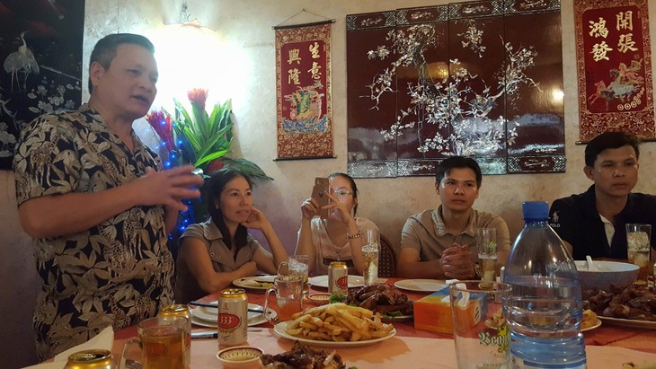 Đại sứ quán Việt Nam gặp mặt cộng đồng người Việt tại Mali - ảnh 1