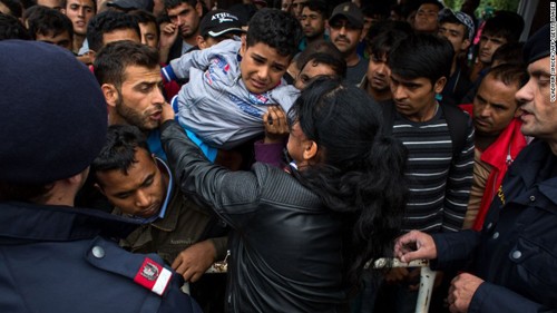 Vấn đề người tị nạn tiếp tục chia rẽ Châu Âu - ảnh 1