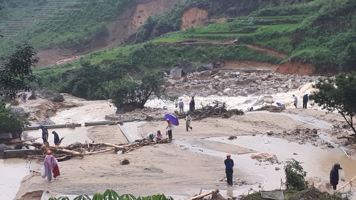 Hội Chữ thập đỏ Việt Nam tiếp tục cứu trợ đồng bào các tỉnh bị thiệt hại do mưa lũ  - ảnh 1