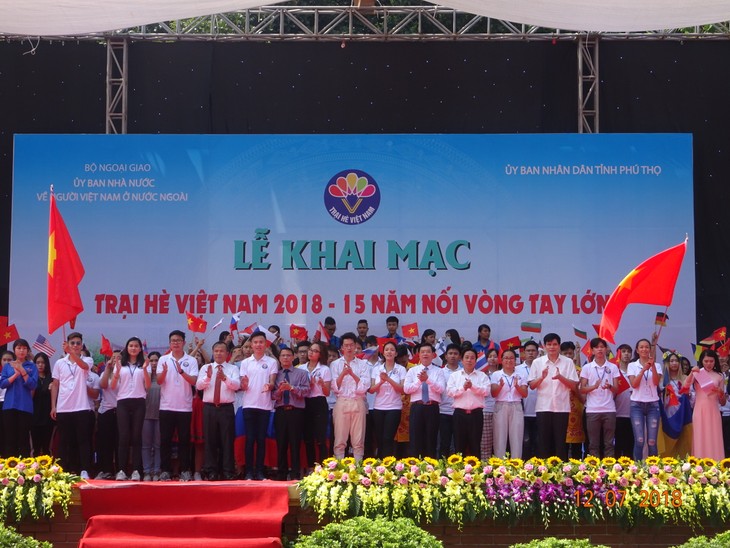 Khai mạc trại hè Việt Nam 2018: Hành trình “15 năm - Nối vòng tay lớn” - ảnh 9
