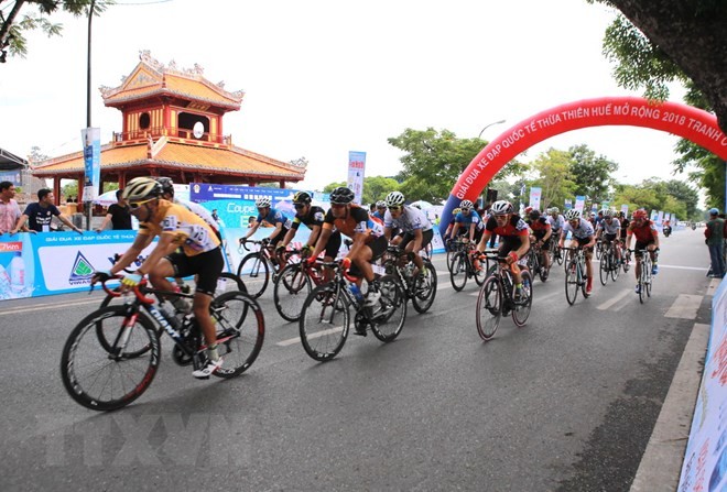 Khai mạc Ngày hội xe đạp thể thao đường trường quốc tế Coupe de Hue - ảnh 1