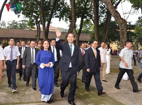 Chủ tịch nước dự Lễ khai giảng tại trường THPT Chu Văn An, Hà Nội - ảnh 1