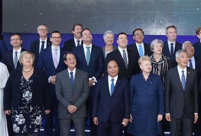 Thủ tướng Nguyễn Xuân Phúc  kết thúc tham dự ASEM, kết thúc  thăm EU và Vương Quốc Bỉ - ảnh 1