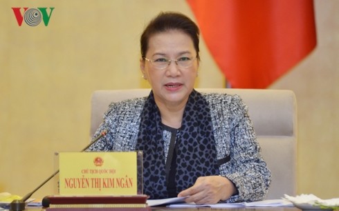 Chủ tịch Quốc hội Nguyễn Thị Kim Ngân làm việc với lãnh đạo Tập đoàn Dầu khí Việt Nam - ảnh 1