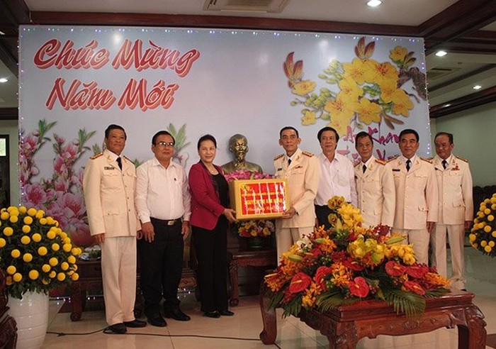 Chủ tịch Quốc hội Nguyễn Thị Kim Ngân thăm và chúc Tết tại Tiền Giang - ảnh 1