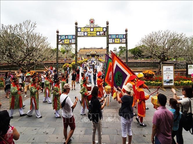 Du lịch Việt Nam: Khu di sản Huế đón hơn 50.000 lượt khách quốc tế trong dịp Tết - ảnh 1